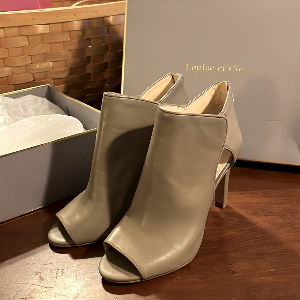 Louise et Cie, Ilsabelle, Oyster Aspen Calf, 9m, 40